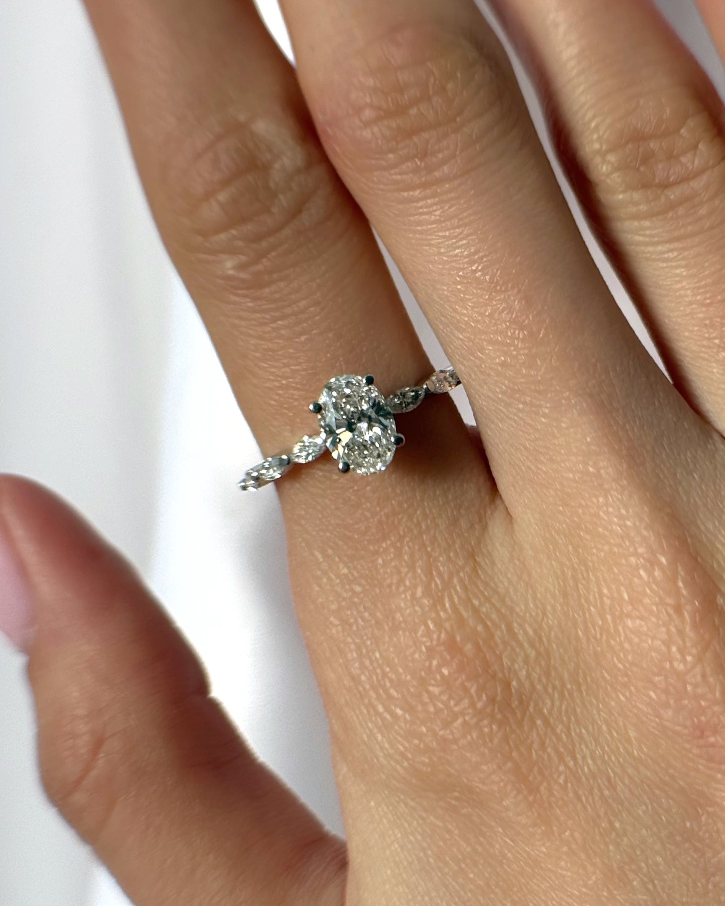 Oval & marquise Engagement Ring 14K | 14K טבעת אירוסין אובל ומרקיזות