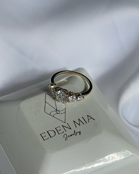 Tiara Engagement Ring 14K | 14K טבעת אירוסין טיארה