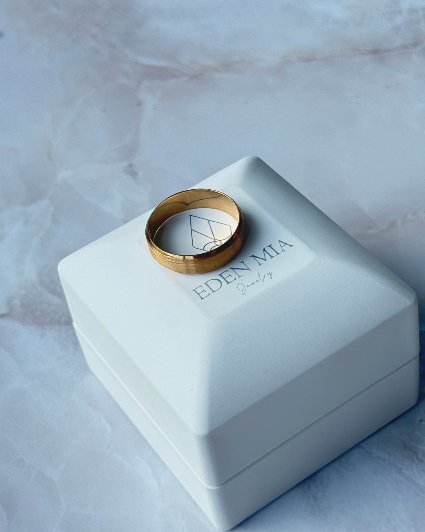 Dan Wedding Ring 14K | 14K טבעת נישואין דן