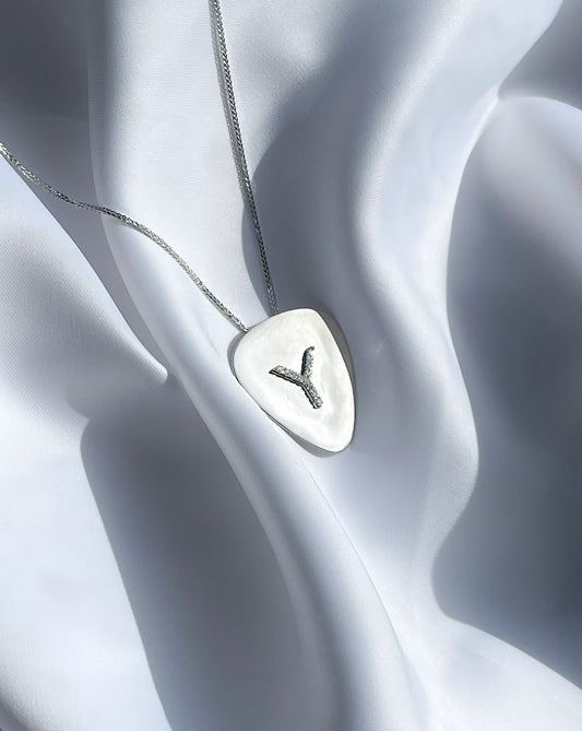 Guitar pick diamonds Necklace 14K | 14K שרשרת מפרט אות יהלומים