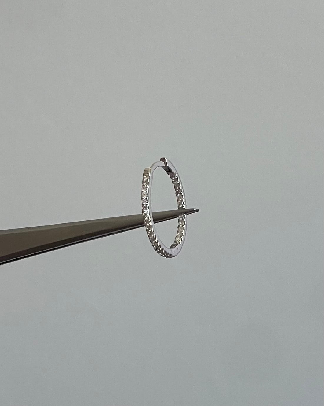 Diamond hoops Earrings L 14K | 14K עגילי חישוק יהלומים L