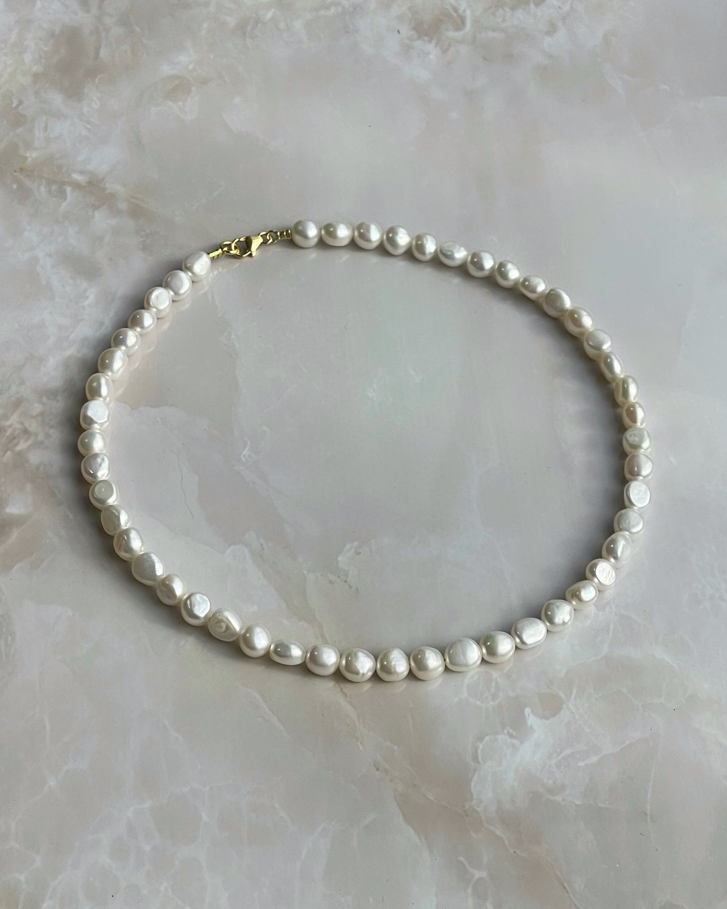 Round Pearls Necklace | שרשרת פנינים עגולות