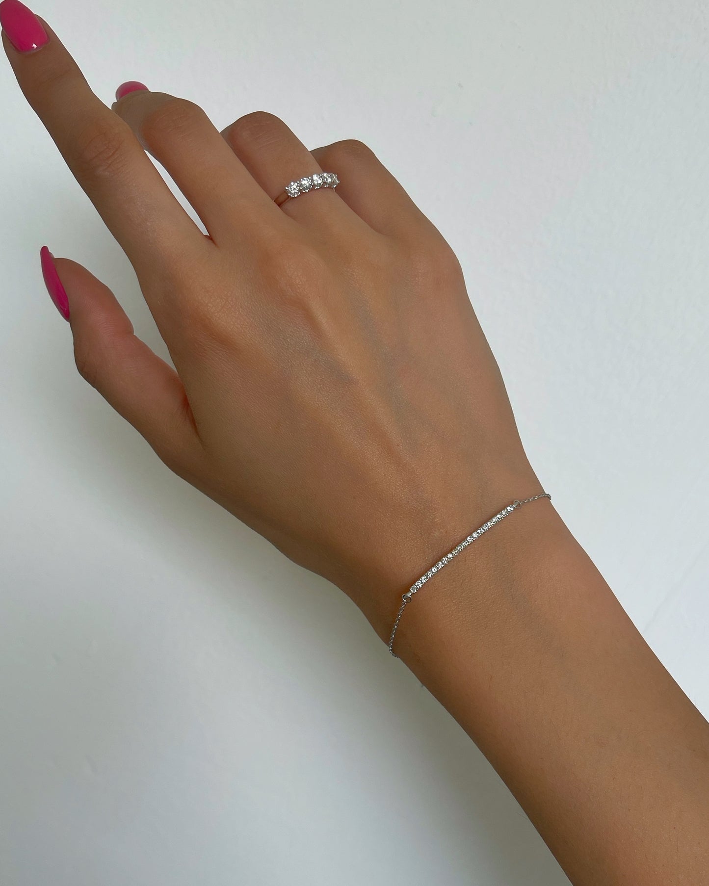 Diamond Line Bracelet 14K | 14K צמיד פס יהלומים