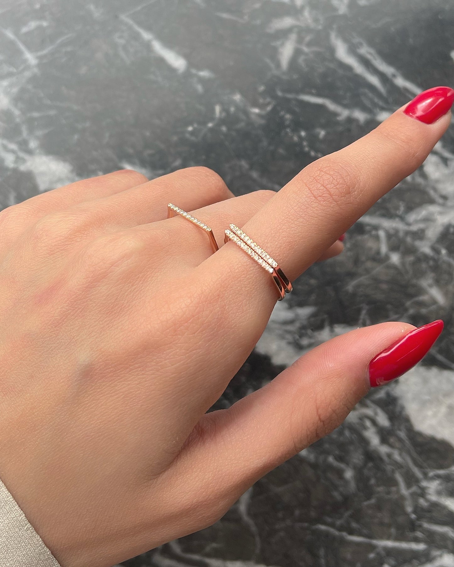 Diamond Line Ring 14K | 14K טבעת פס יהלומים